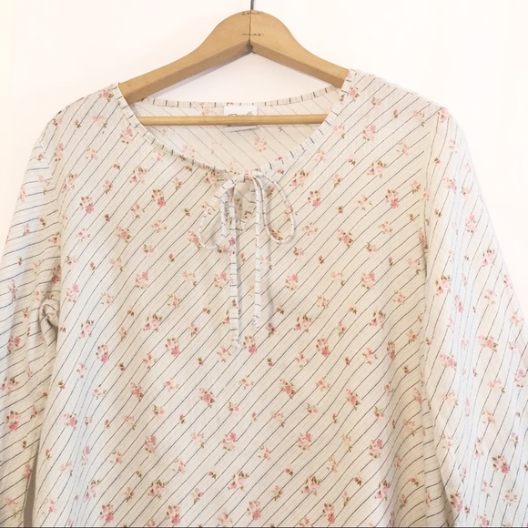 Vintage Slit Bell Sleeve Floral Stripe Soft Blouse - Picture 2 of 8